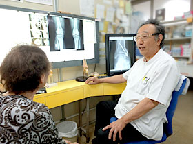 ���`�O��